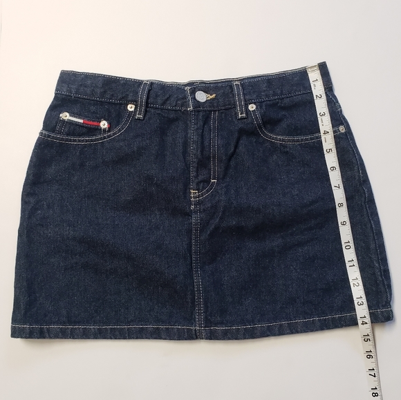TOMMY HILFIGER Vintage Denim Skirt - Picture 4 of 7